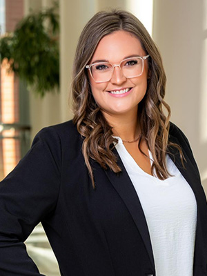 Hanna Hofmeister, Eastern Regional Director